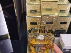 -Victoria's Secret(杭州湖滨银泰in77店)