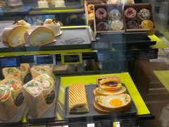 面包甜点陈列柜-星巴克臻选(深圳华强北茂业店)