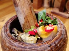 -老滇山寨•云南特色菜•地方菜•民族风情歌舞表演(金碧店)