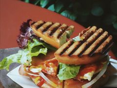 俱乐部三明治-Catch Bagel(芳草地店)