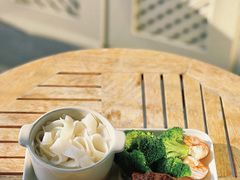 -秦一绝麻辣条(沙井村店)