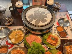 -悟能八戒烤肉自助(秦隆步行街店)