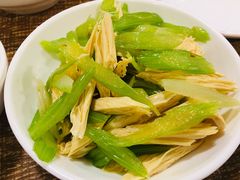 -老门框爆肚涮肉(金宝街店)