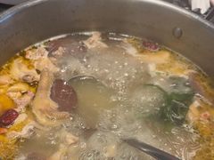 -一席地·本地鸡窝·杭帮鸡火锅(萧山银隆百货店)