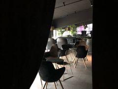 -UNI UNI(环亚凯瑟琳店)