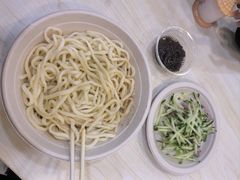 -黑八私房老北京炸酱面