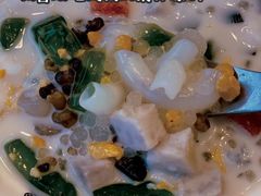 -海口骑楼小吃街