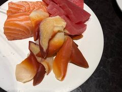 -川骄海鲜自助(王府井奥莱UP TOWN店原世界之花店)