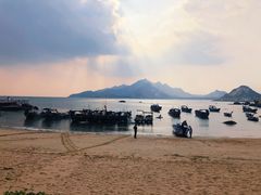 -那琴半岛地质海洋公园
