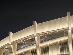 -上海体育场