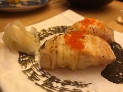 三文鱼寿司-坂吉屋·居酒屋深夜食堂(龙湖店)