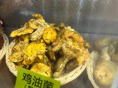 -菌海森林·非遗野生菌火锅(西山区滇池路摩根道店)
