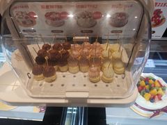 -花花卷卷·鲜食蛋糕(静安久光百货店)