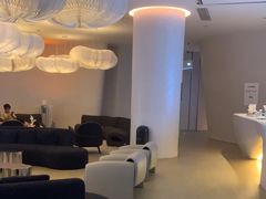 -涨巢·潮玩水疗局