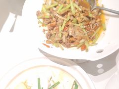 -老长沙湘菜馆(凤凰路店)