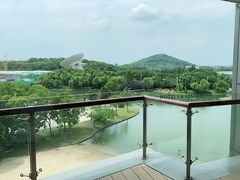 -上海佘山世茂艾美酒店