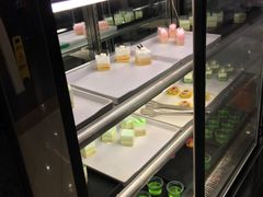 面包甜点陈列柜-福成自助烤肉(华冠天地城关店)