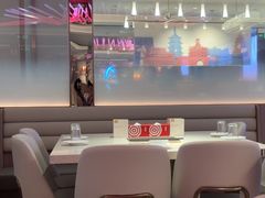 -海底捞火锅(杭州庆春路夜宵主题店)