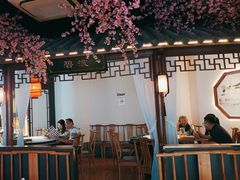 -荷塘秋月·本帮江浙菜(国权路店)