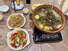 石橄榄炖鸡-洪大厨鸡煲(福田店)