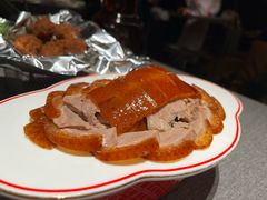 招牌香酥烤鸭-秀儿四九城·新京菜(亚运村鸟巢店)