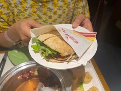 -一叶一世界•素食餐厅(环球中心店)
