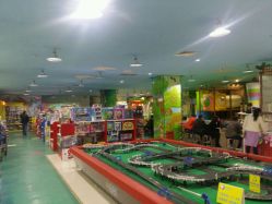 -汤姆小鸟(无锡宝龙广场店)