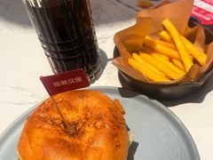 -必胜客(万象城二期店)