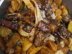 -马克力木手抓炕锅烤羊肉(盐湖一小区店)