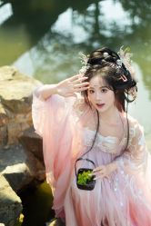 -一揽芳华汉服旗袍体验馆(拙政园店)