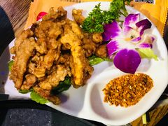 -三人行骨头王火锅(长寿店)