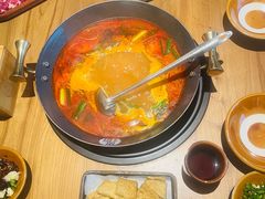 -贵厨酸汤牛肉(花果园国际中心店)