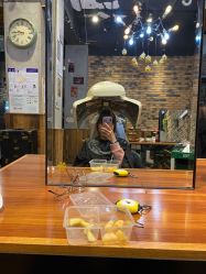 -PE SALON