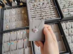 -广州周大福金融中心