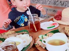 -Pundi Pundi Restaurant
