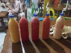 -Jonah's Fruit Shake & Snack Bar