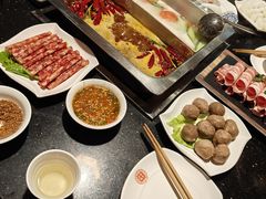 -百年川椒重庆老火锅(光谷店)