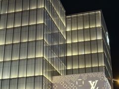 -杭州湖滨in77