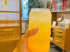 桃橙蜜恋气泡水-团子君寿司·茶