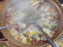 -威邵鸡煲(西华路总店)