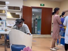 -上海和平眼科医院