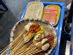 -马路边边串串香(苗栗路店)