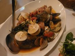 辣烩贻贝蛤蜊和香肠-La Tavernetta(Bar à Vin)(乌鲁木齐路店)