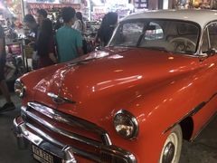 -席娜卡琳火车铁道夜市