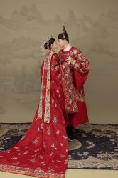 -衣贝姿婚纱礼服馆