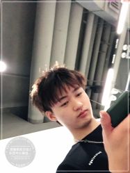 -斑斓色彩沙龙
