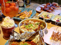 -街角等你.大连海鲜烧烤.经典铁板海鲜串(西安路店)