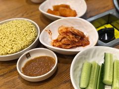 -喇喇排骨火锅·传统韩式脊骨汤(望京西园总店)