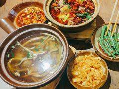 -有红鸡毛店·砂锅菜(抚琴夜市店)