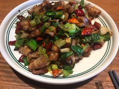 -云海肴·汽锅鸡·云南菜(天山百盛优客店)